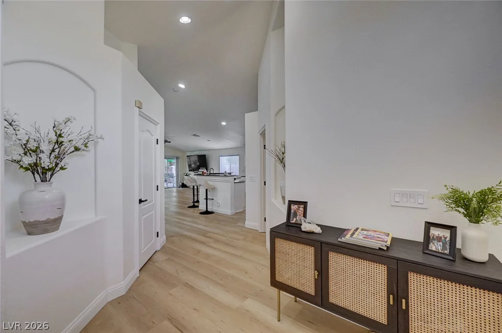 9717 High Alpine, Las Vegas, NV 89178
