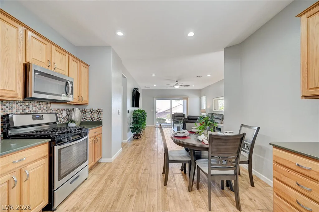 2521 Crater Rock, Henderson, NV 89044