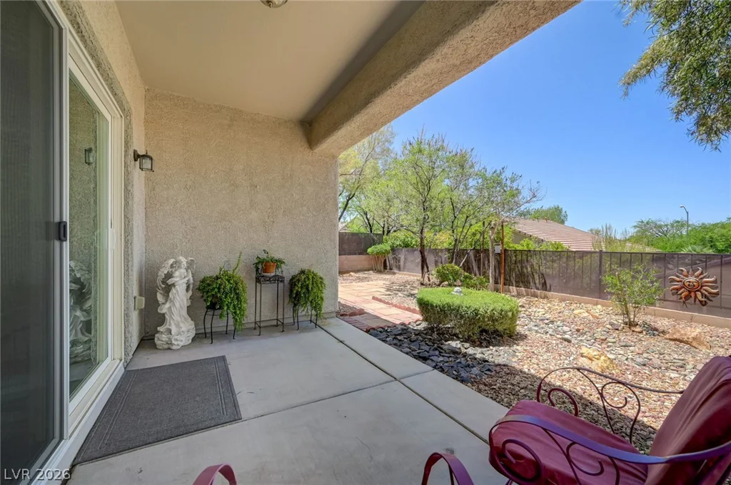 2521 Crater Rock, Henderson, NV 89044