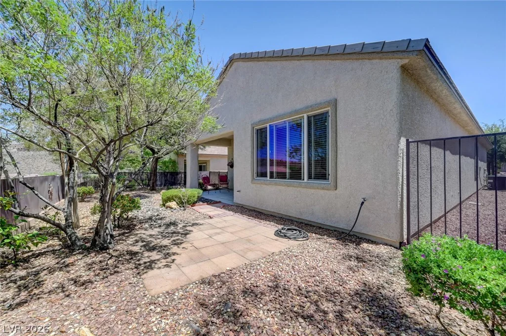 2521 Crater Rock, Henderson, NV 89044