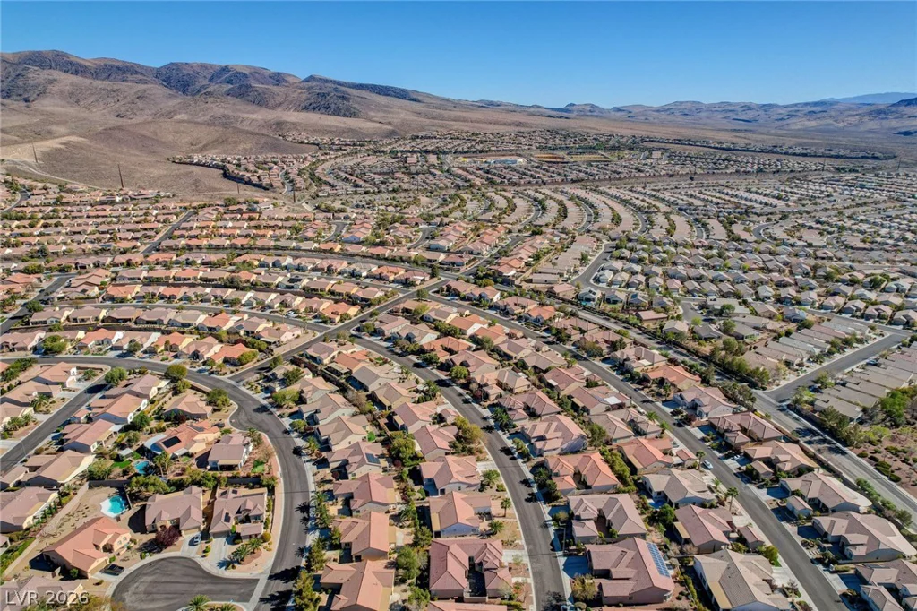 2521 Crater Rock, Henderson, NV 89044