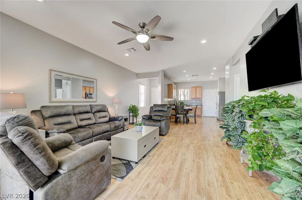 2521 Crater Rock, Henderson, NV 89044