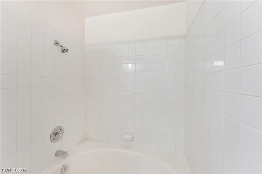 3636 Angela Robin, Las Vegas, NV 89129