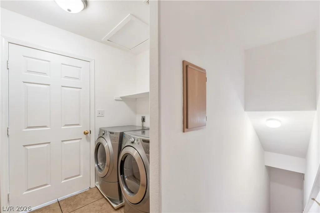 3636 Angela Robin, Las Vegas, NV 89129