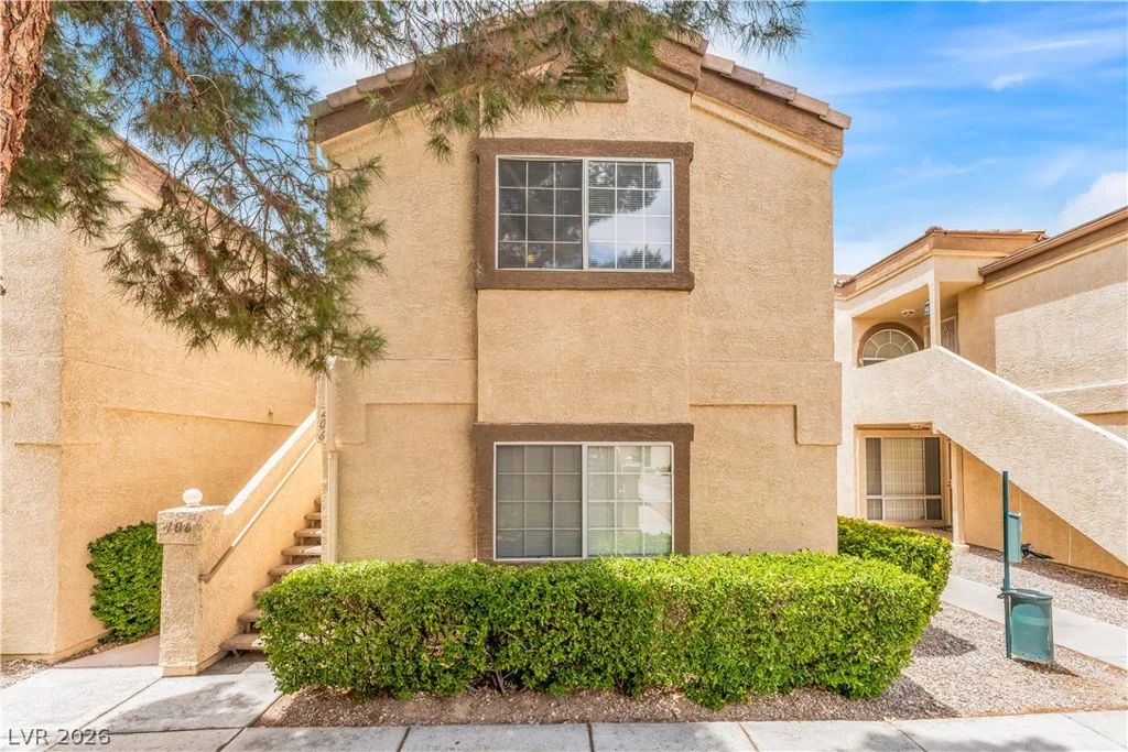 3636 Angela Robin, Las Vegas, NV 89129