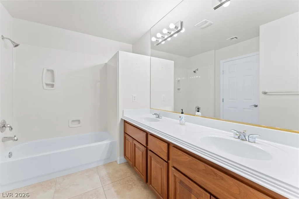 10986 Inverlochy, Las Vegas, NV 89141