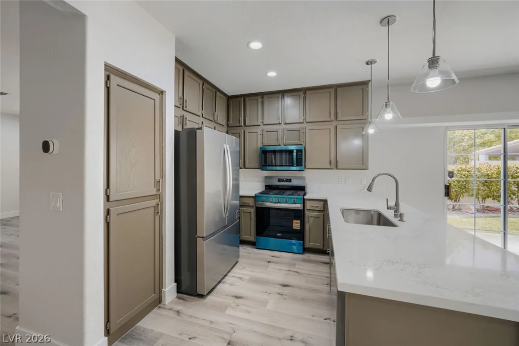 9669 Odda, Las Vegas, NV 89117
