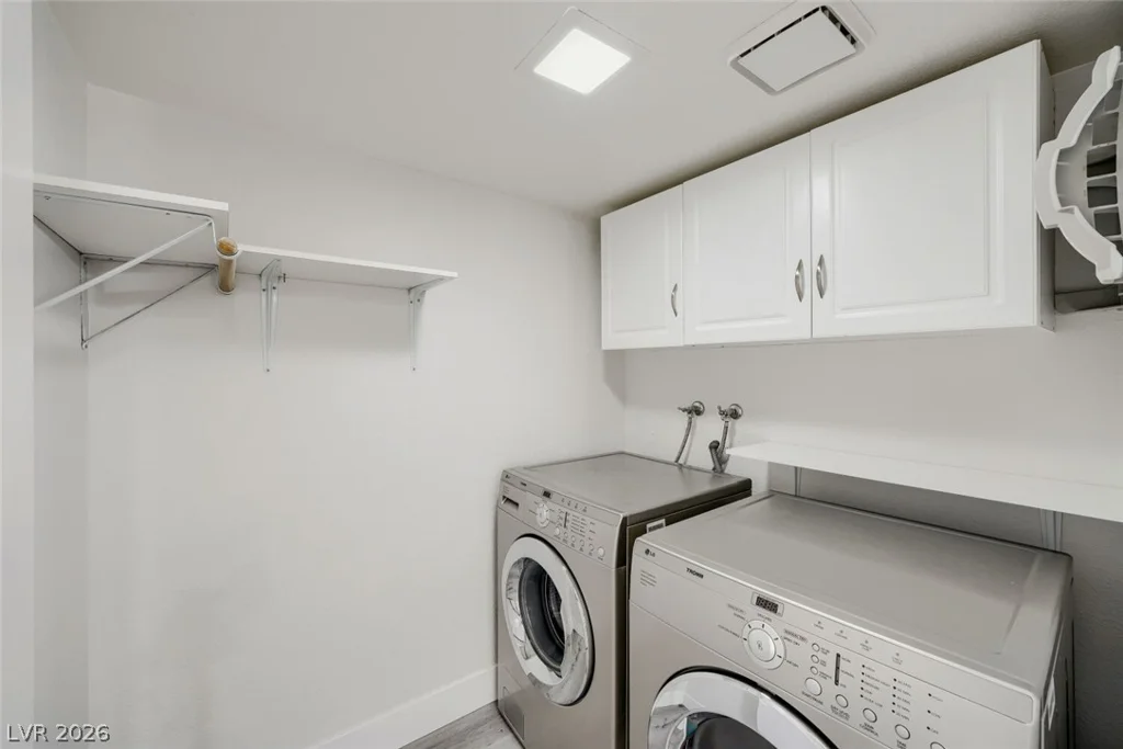 9669 Odda, Las Vegas, NV 89117