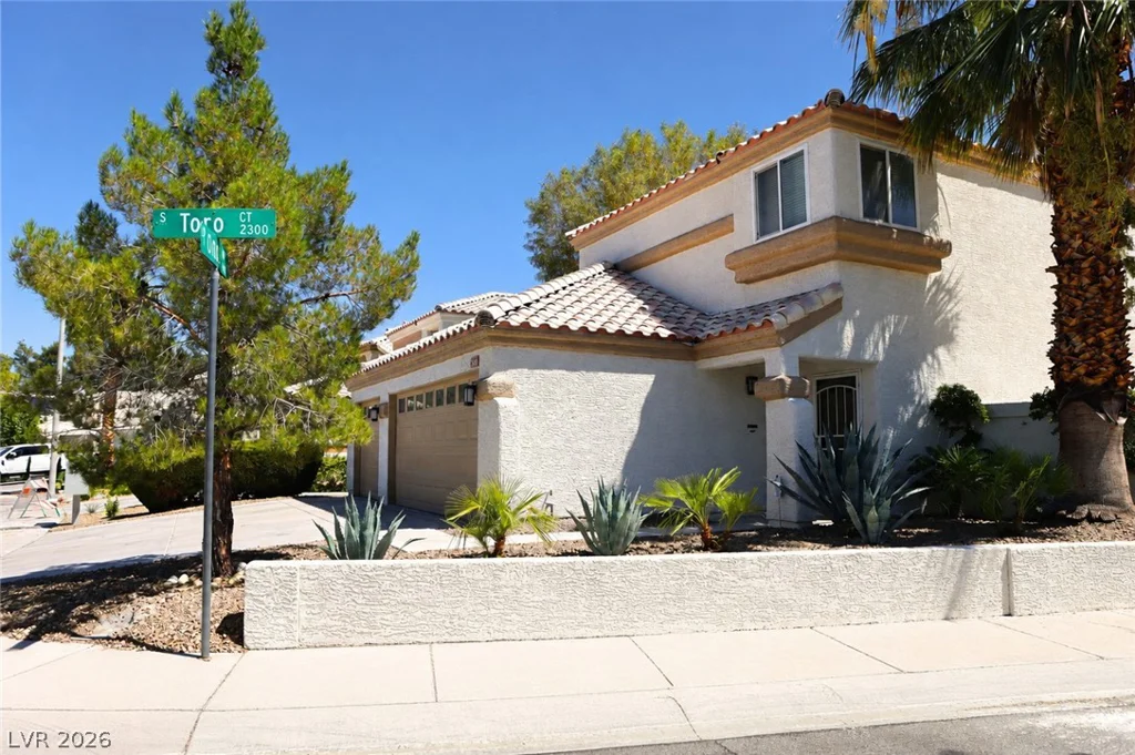 9669 Odda, Las Vegas, NV 89117