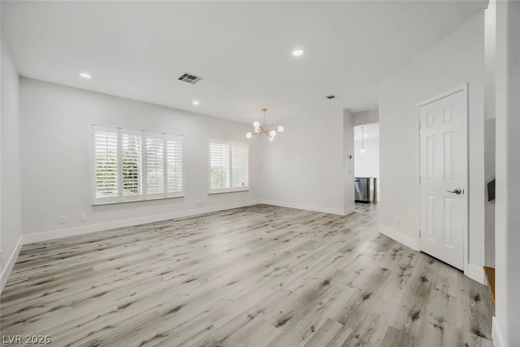 9669 Odda, Las Vegas, NV 89117