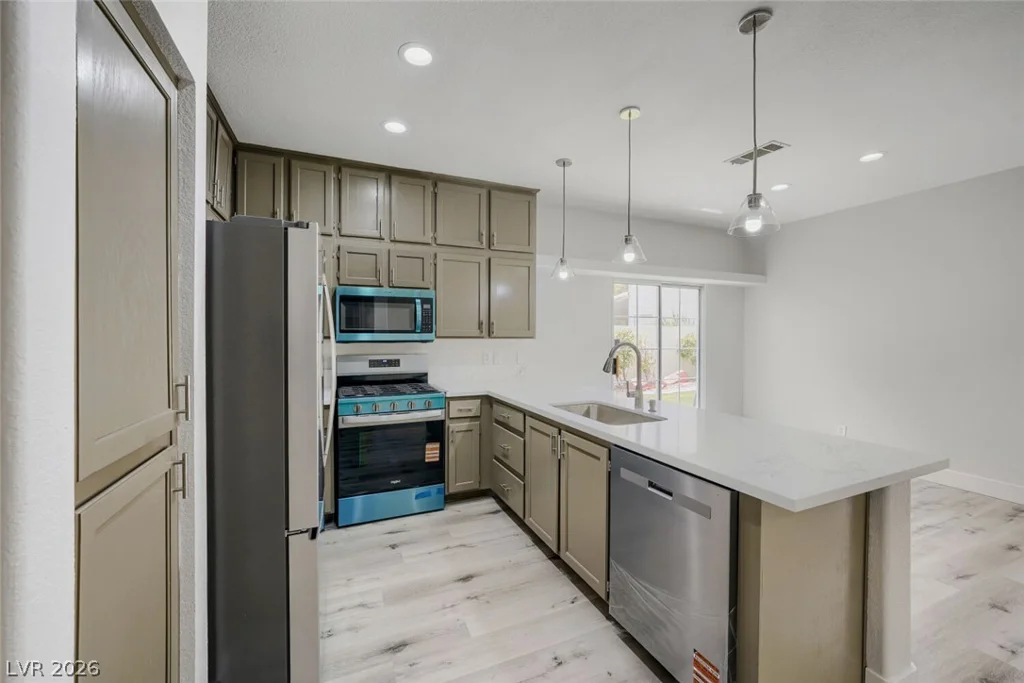 9669 Odda, Las Vegas, NV 89117