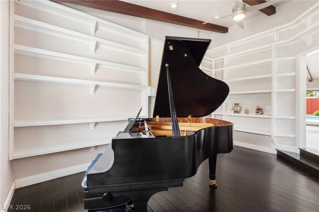 812 Trotter, Las Vegas, NV 89107