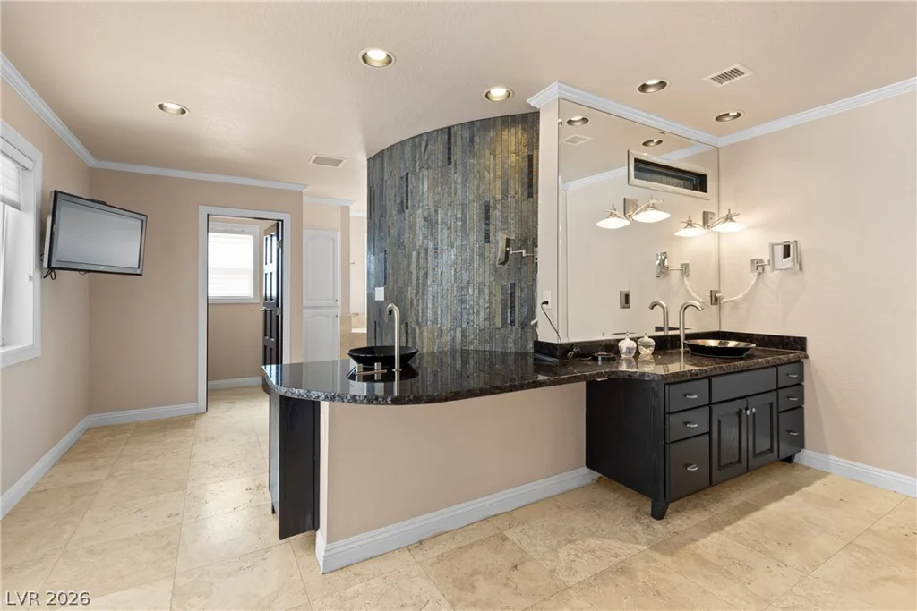 812 Trotter, Las Vegas, NV 89107