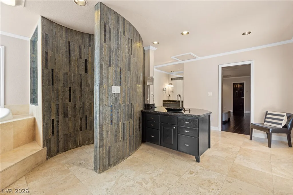 812 Trotter, Las Vegas, NV 89107