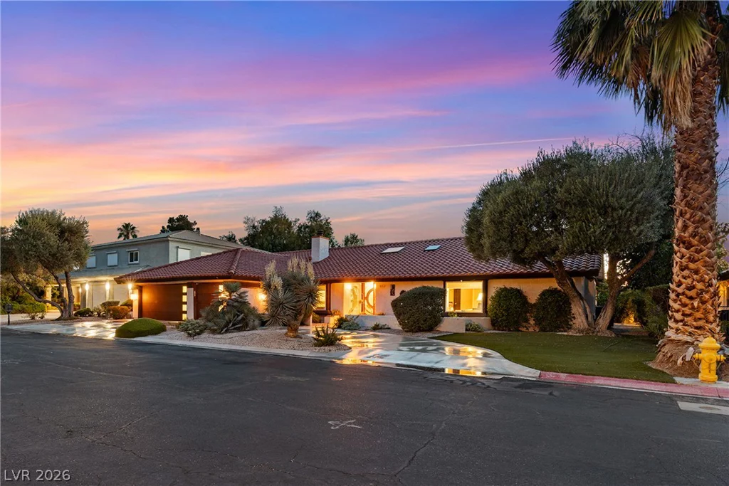 812 Trotter, Las Vegas, NV 89107