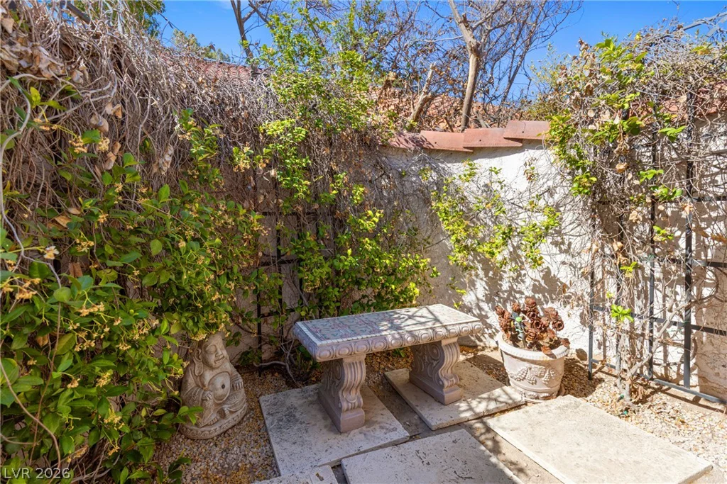 812 Trotter, Las Vegas, NV 89107