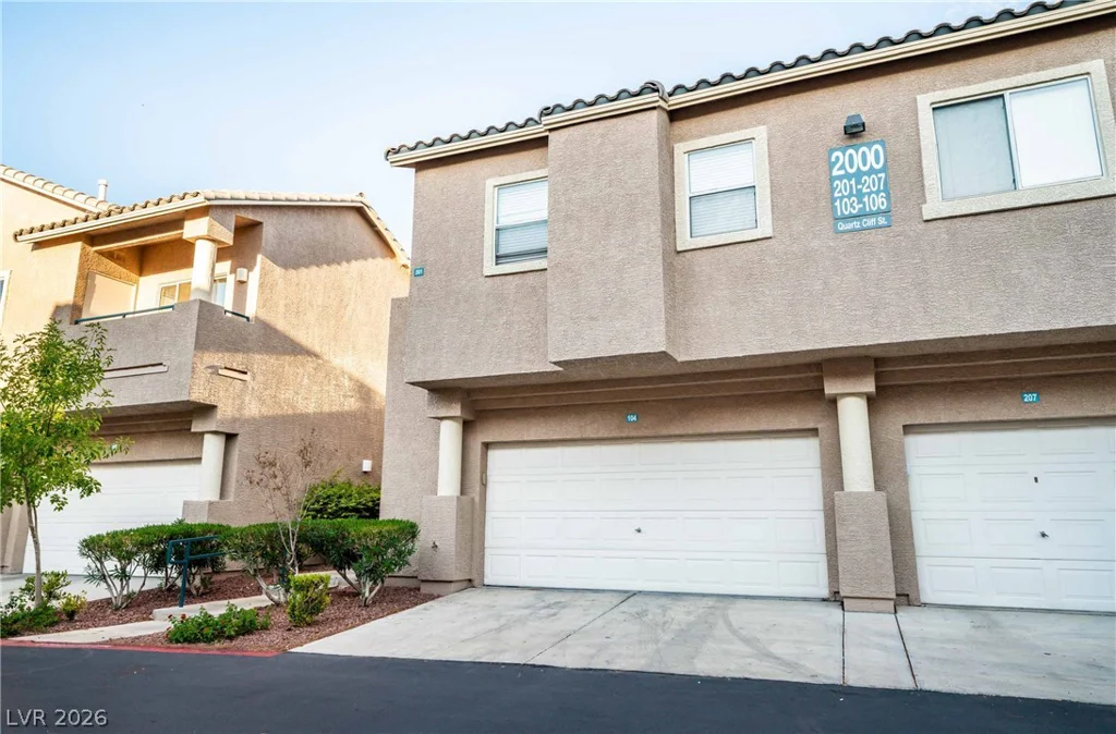 2000 Quartz Cliff, Las Vegas, NV 89117