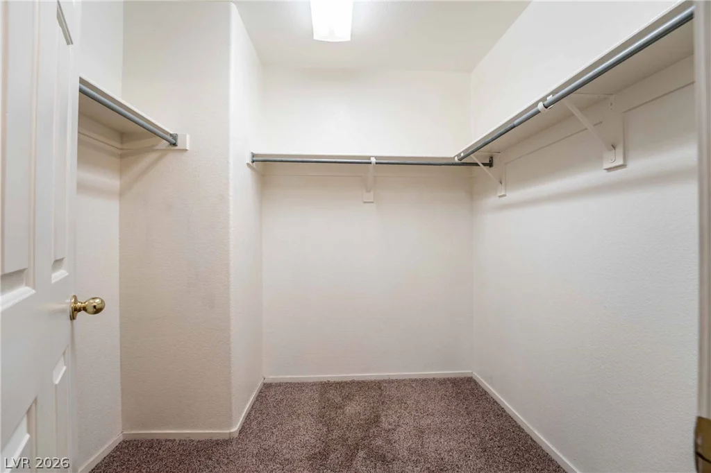 2000 Quartz Cliff, Las Vegas, NV 89117