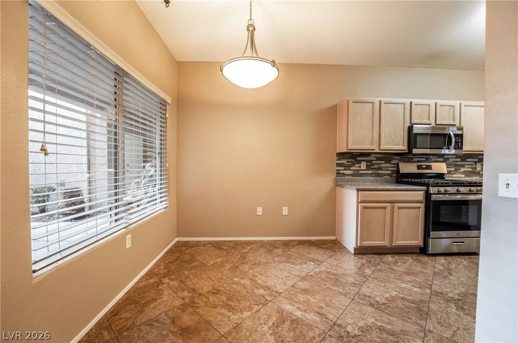2000 Quartz Cliff, Las Vegas, NV 89117