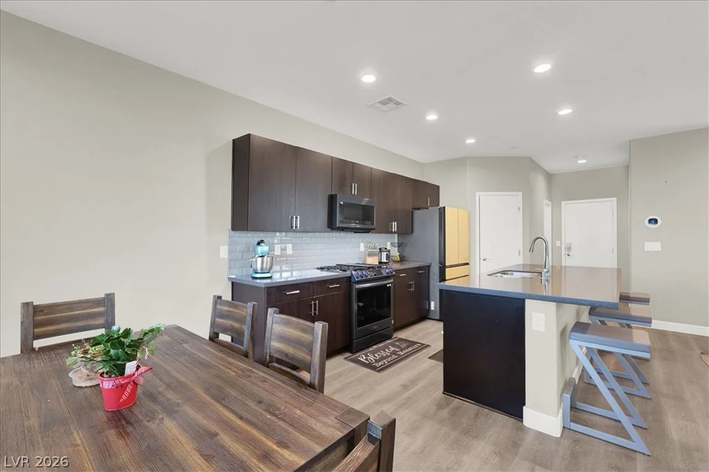 63 Harrison Rose, Las Vegas, NV 89110