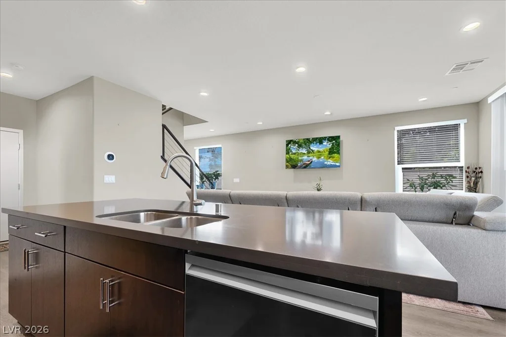 63 Harrison Rose, Las Vegas, NV 89110
