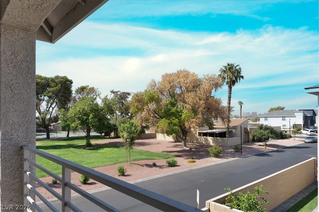 63 Harrison Rose, Las Vegas, NV 89110