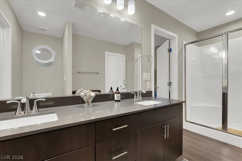 63 Harrison Rose, Las Vegas, NV 89110