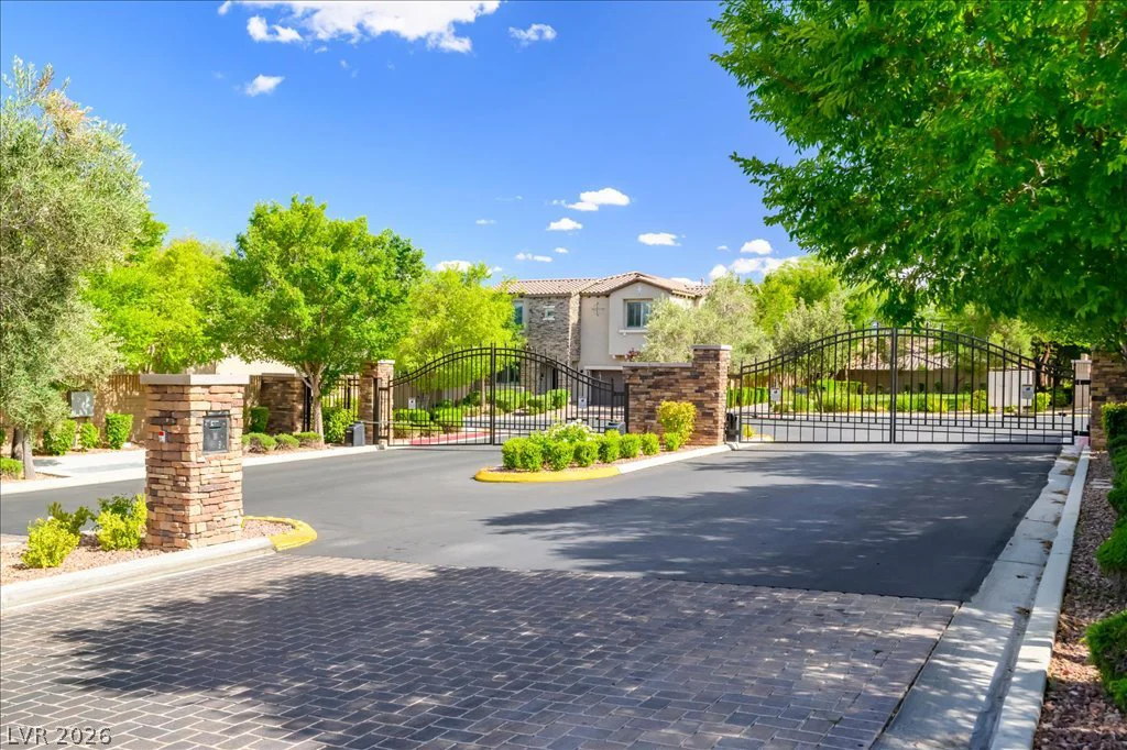 9625 Ponderosa Skye, Las Vegas, NV 89166