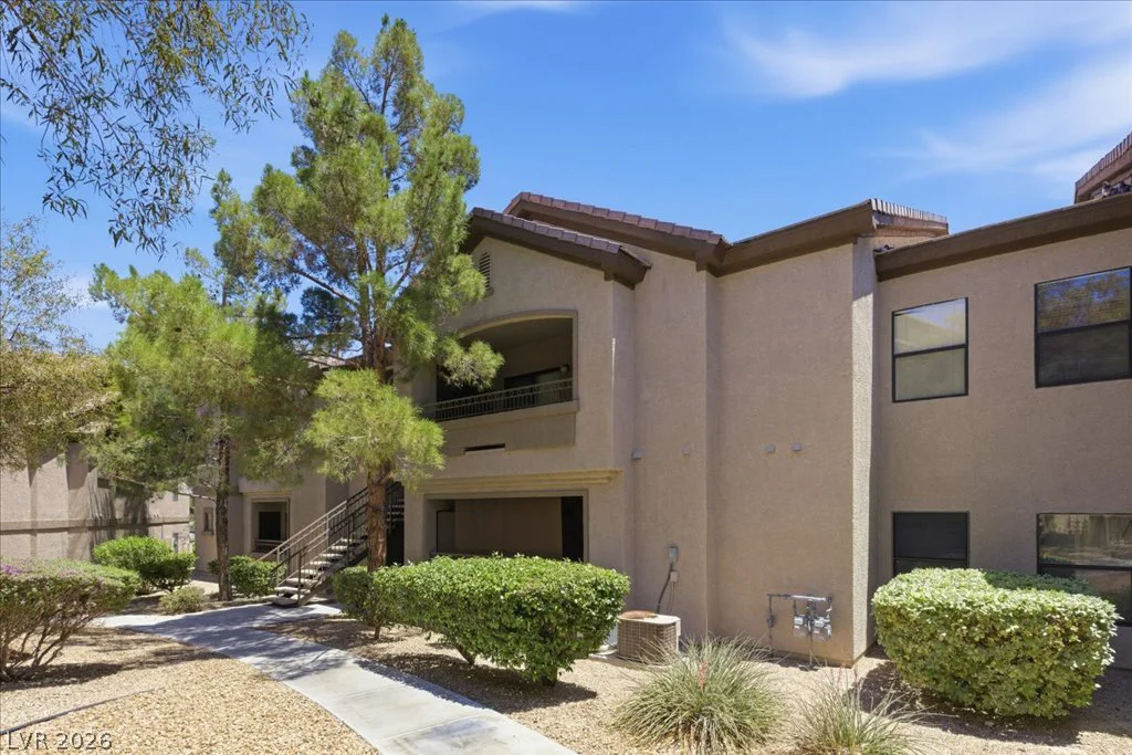 8250 Grand Canyon, Las Vegas, NV 89166