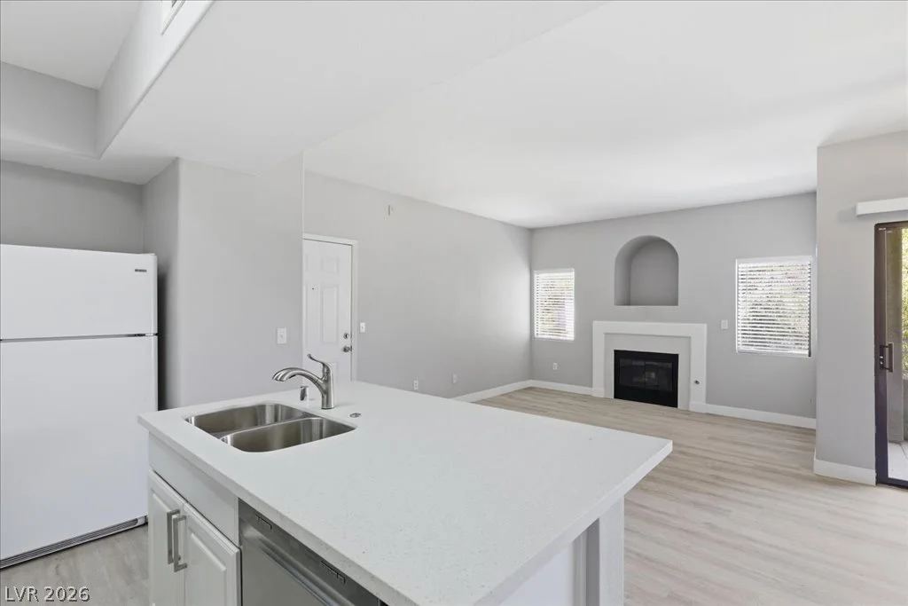 8250 Grand Canyon, Las Vegas, NV 89166