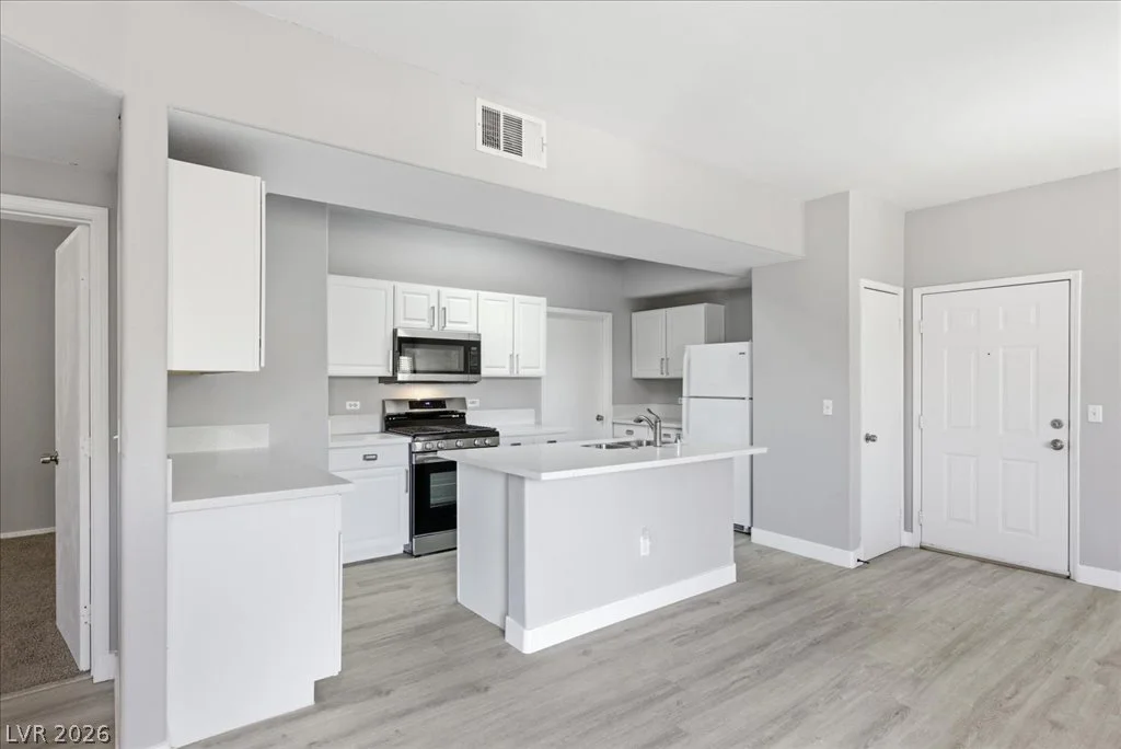 8250 Grand Canyon, Las Vegas, NV 89166
