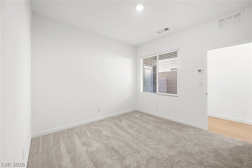 2621 Saunder, North Las Vegas, NV 89032