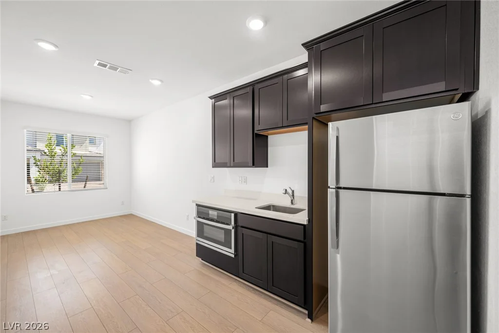 2621 Saunder, North Las Vegas, NV 89032