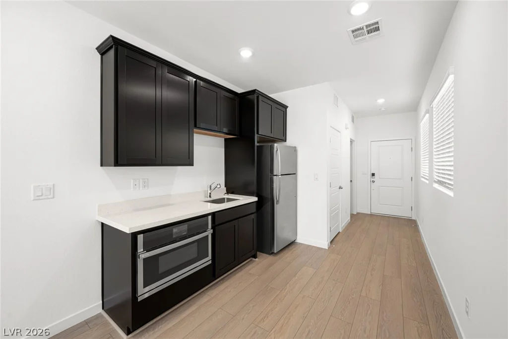 2621 Saunder, North Las Vegas, NV 89032