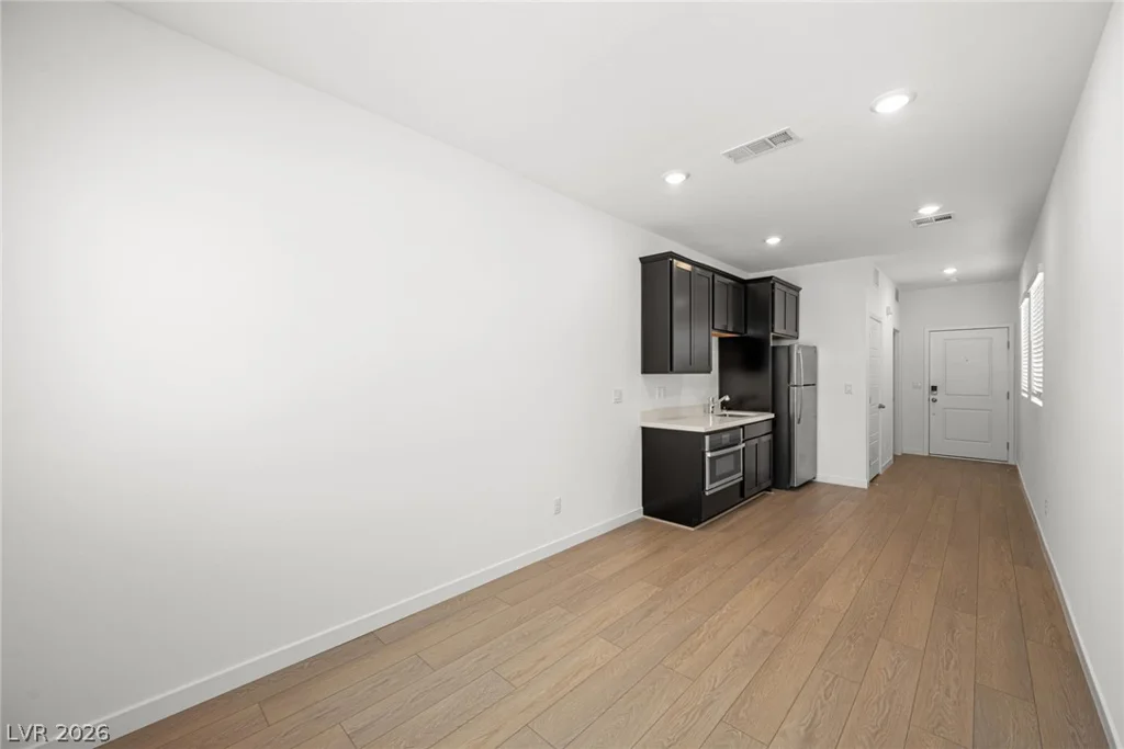 2621 Saunder, North Las Vegas, NV 89032
