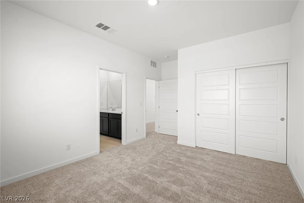 2621 Saunder, North Las Vegas, NV 89032