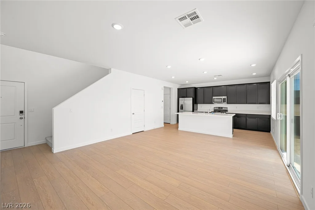 2621 Saunder, North Las Vegas, NV 89032