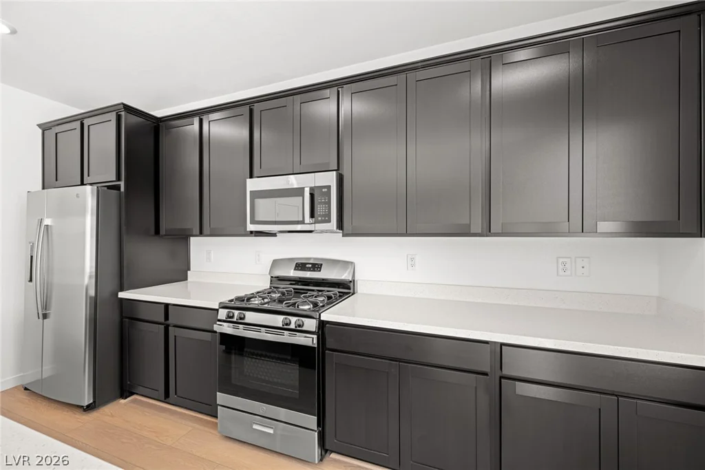 2621 Saunder, North Las Vegas, NV 89032