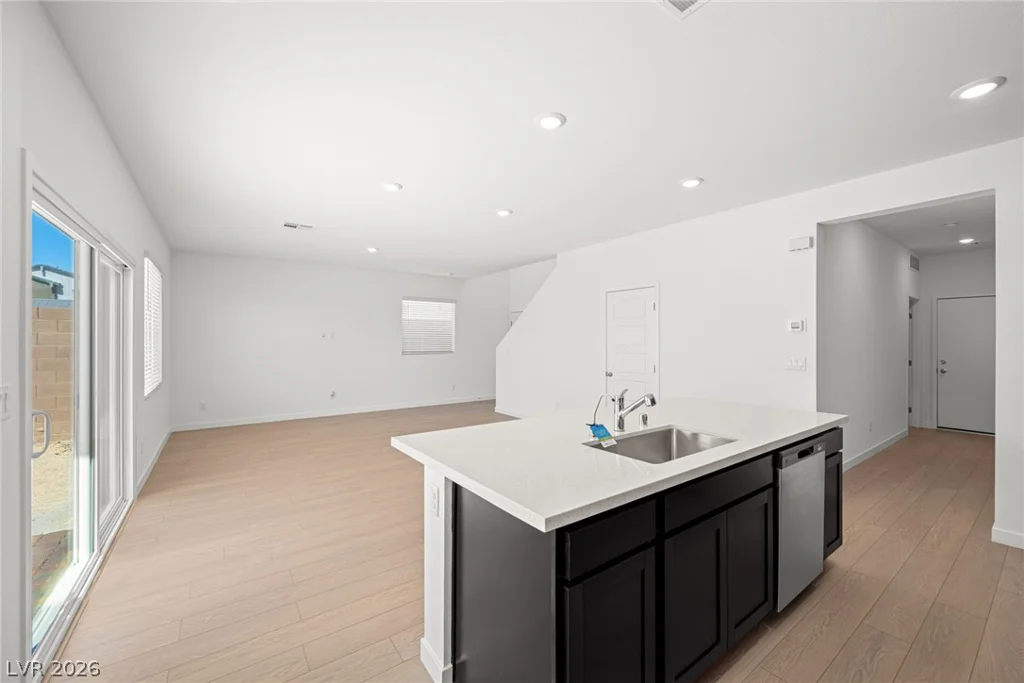 2621 Saunder, North Las Vegas, NV 89032