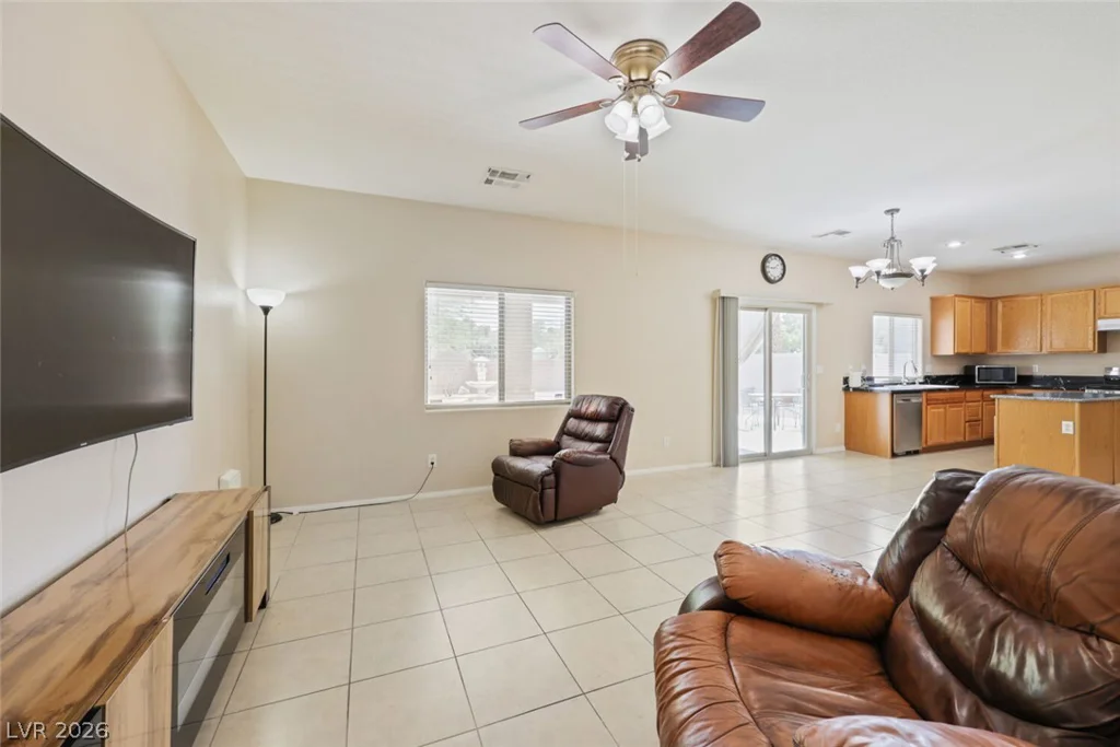 3425 Green Ice, North Las Vegas, NV 89081