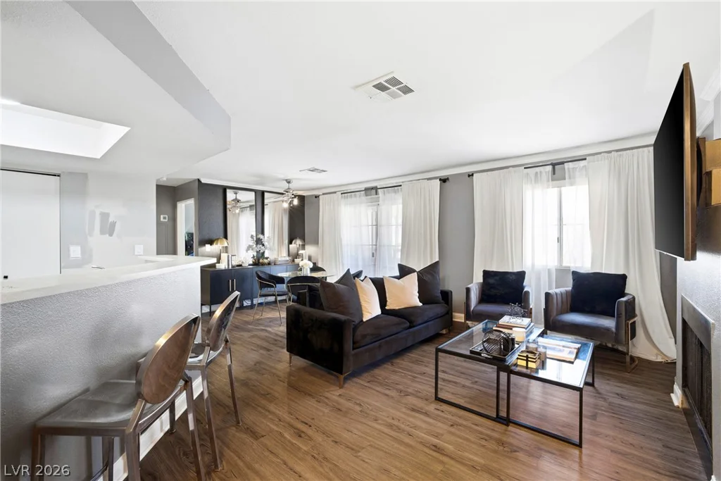 8600 Charleston, Las Vegas, NV 89117