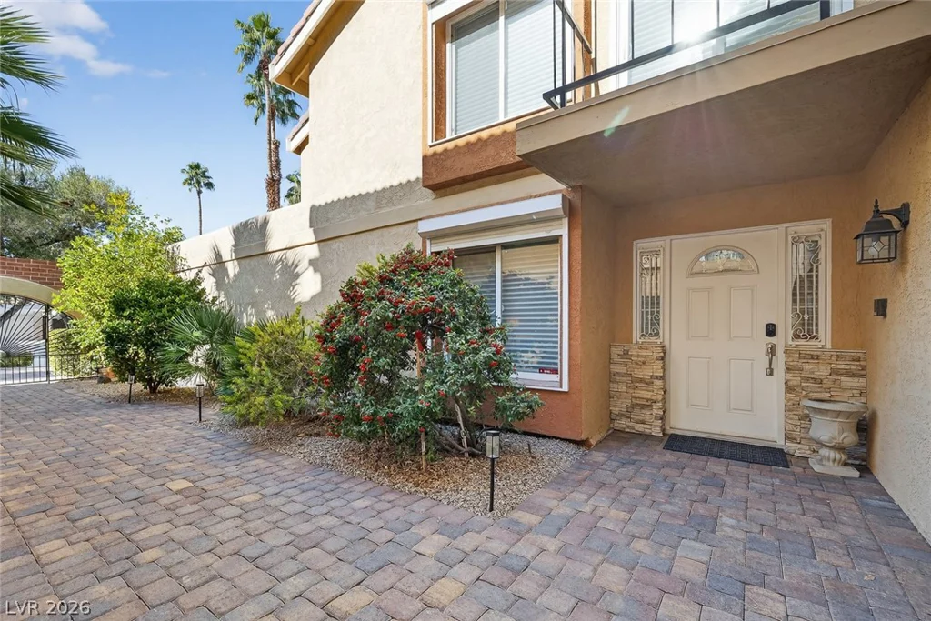 3020 Bel Air, Las Vegas, NV 89109