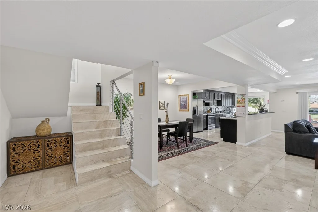 3020 Bel Air, Las Vegas, NV 89109