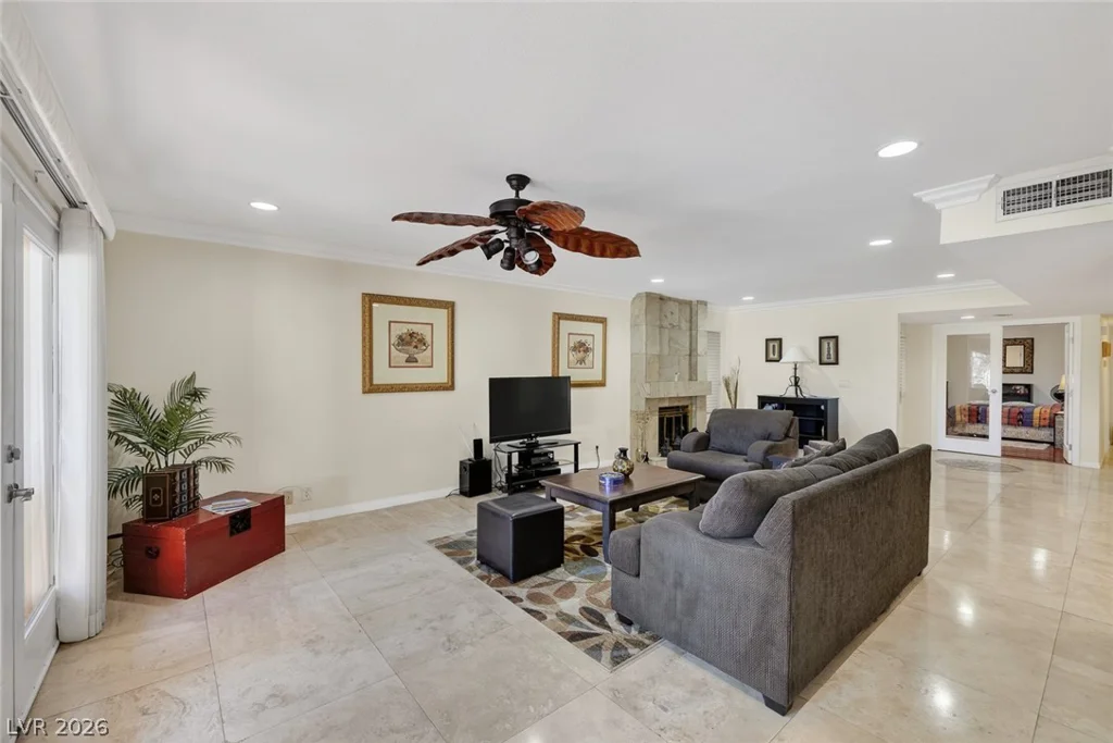 3020 Bel Air, Las Vegas, NV 89109