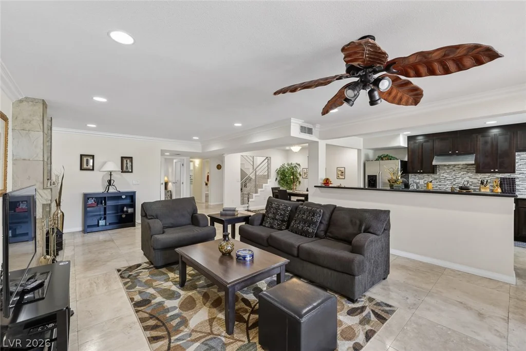 3020 Bel Air, Las Vegas, NV 89109