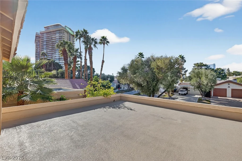 3020 Bel Air, Las Vegas, NV 89109