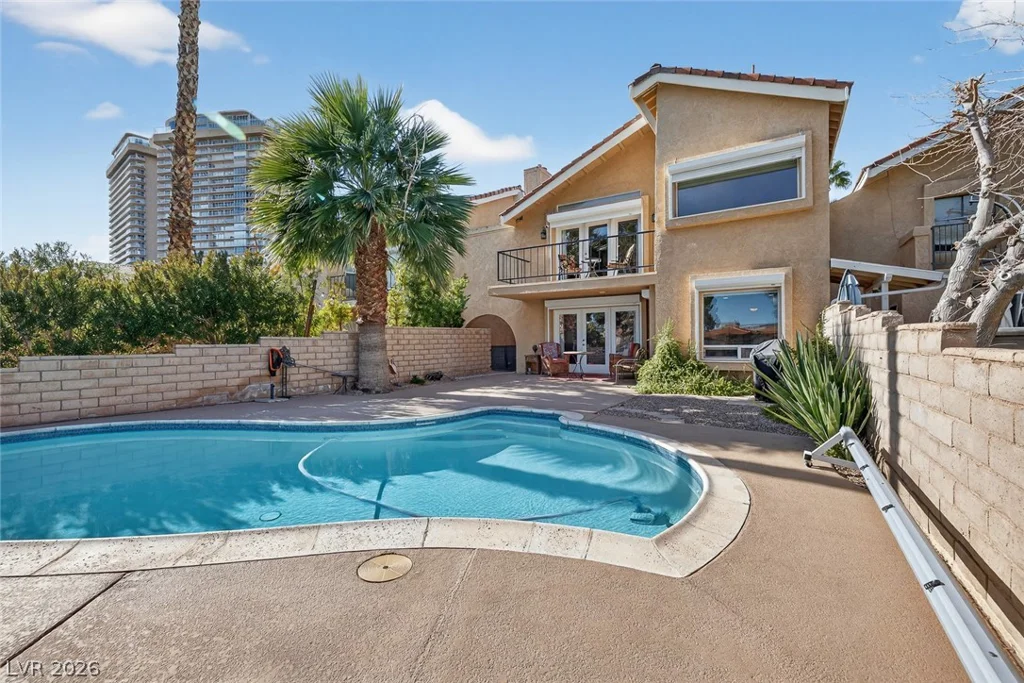 3020 Bel Air, Las Vegas, NV 89109