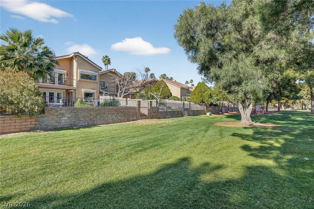 3020 Bel Air, Las Vegas, NV 89109
