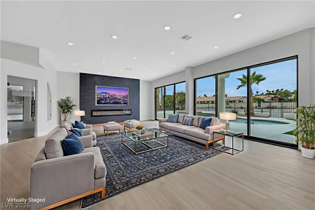 2589 Sun Reef, Las Vegas, NV 89128