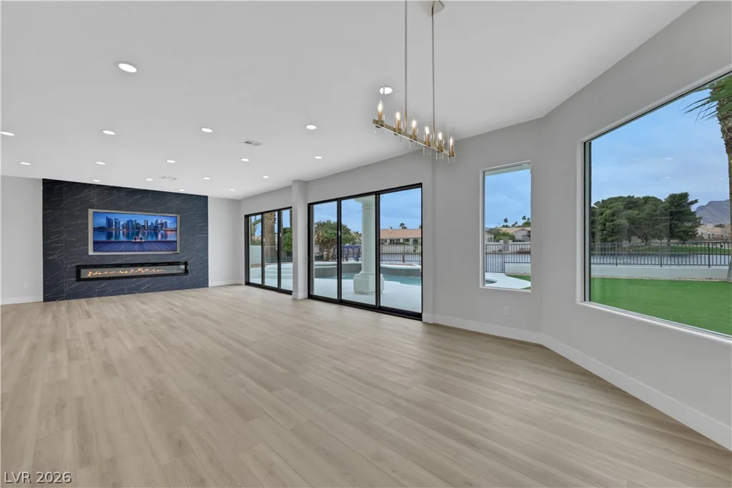 2589 Sun Reef, Las Vegas, NV 89128